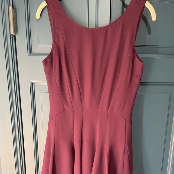 Theory dark purple dress Flowy skirt excellent condition Neiman Marcus size 4 - Picture 2 of 5